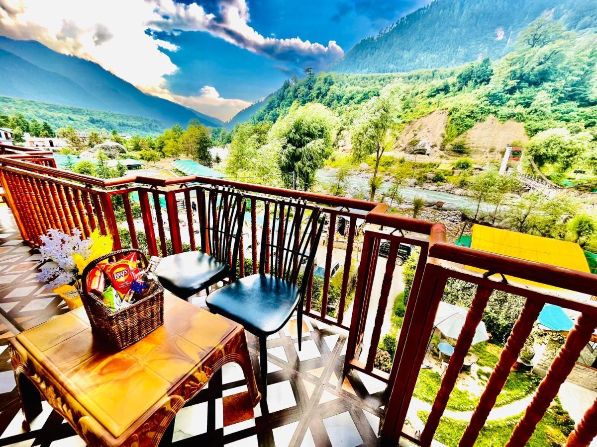 Hotel Himalayan River- Riverside Hotel Манали Экстерьер фото
